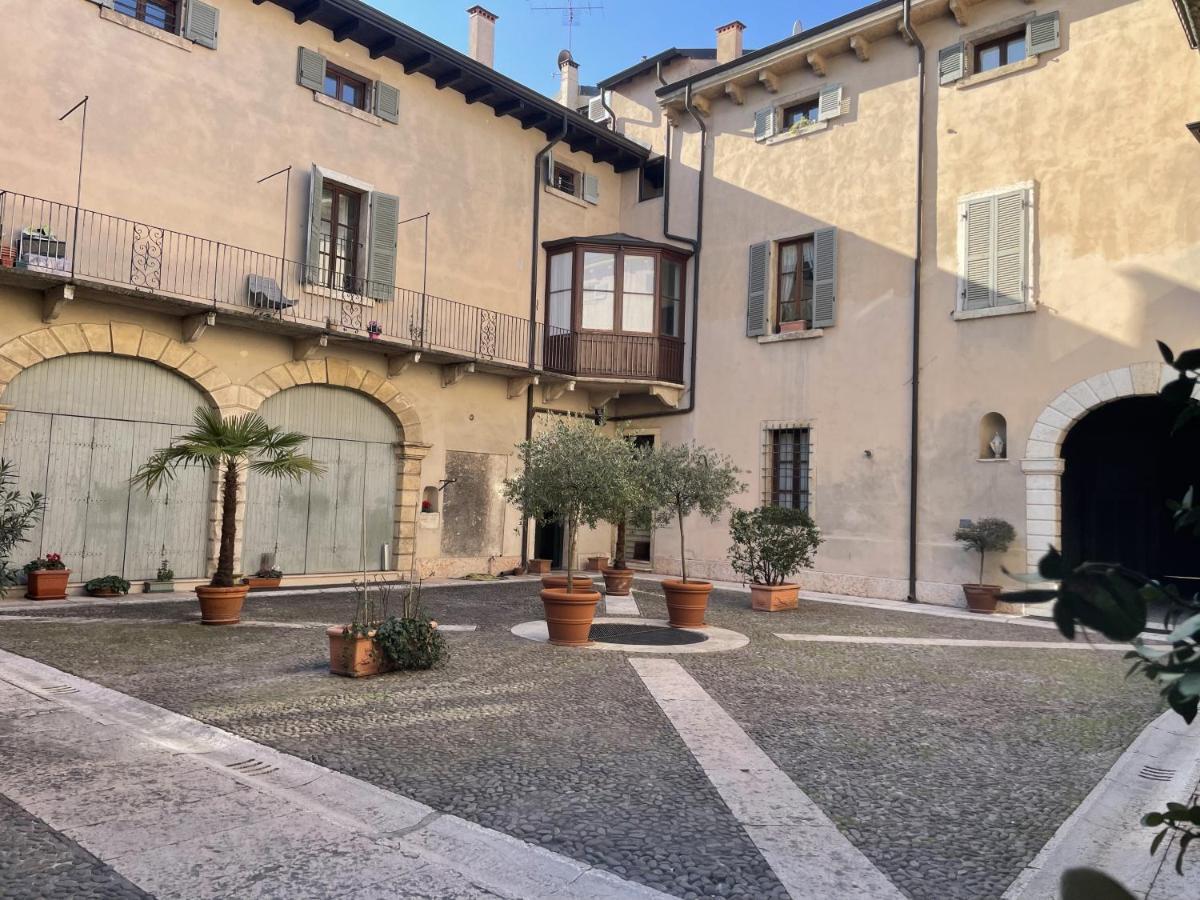 Antiche Colonne Leilighet Verona Eksteriør bilde